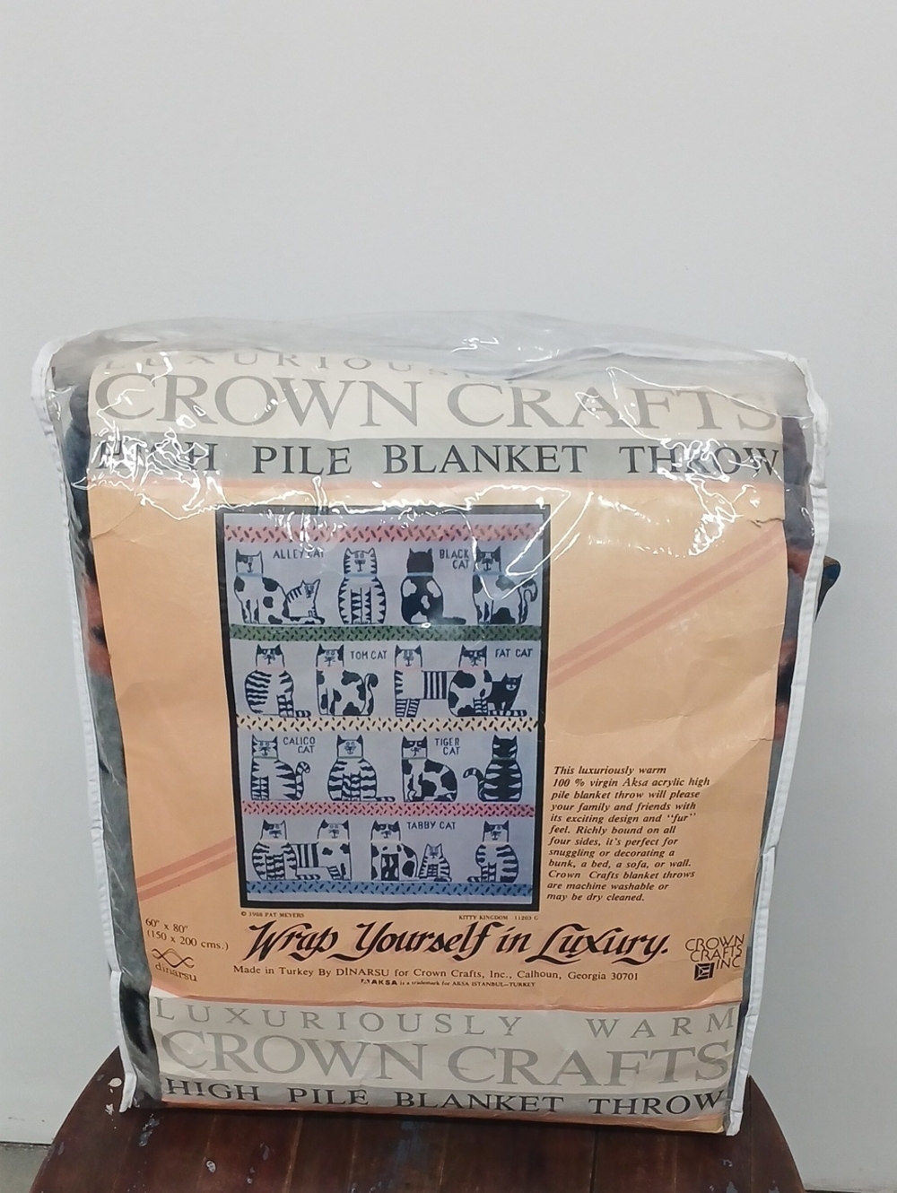 Dead Stock Vintage Crown Crafts Pile Blanket Throw - Cat Pattern